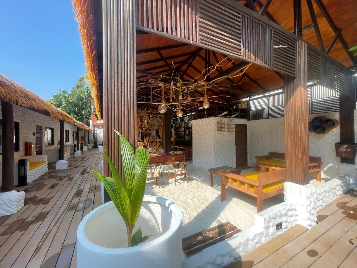 Atholhu Residence Fehendhoo Exteriör bild