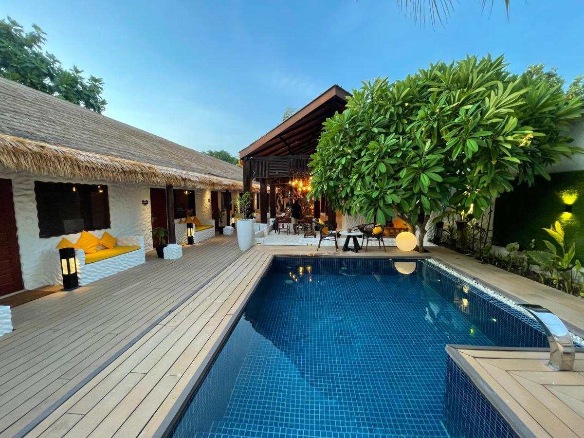 Atholhu Residence Fehendhoo Exteriör bild