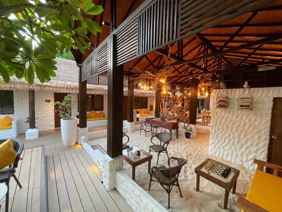 Atholhu Residence Fehendhoo Exteriör bild
