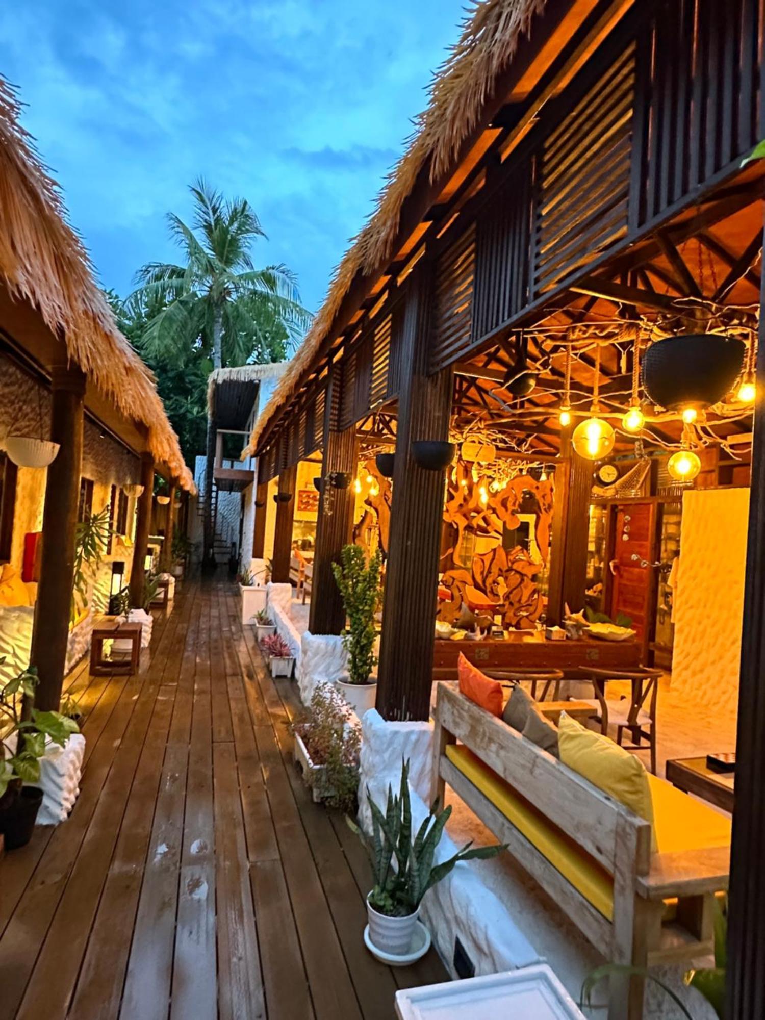 Atholhu Residence Fehendhoo Exteriör bild